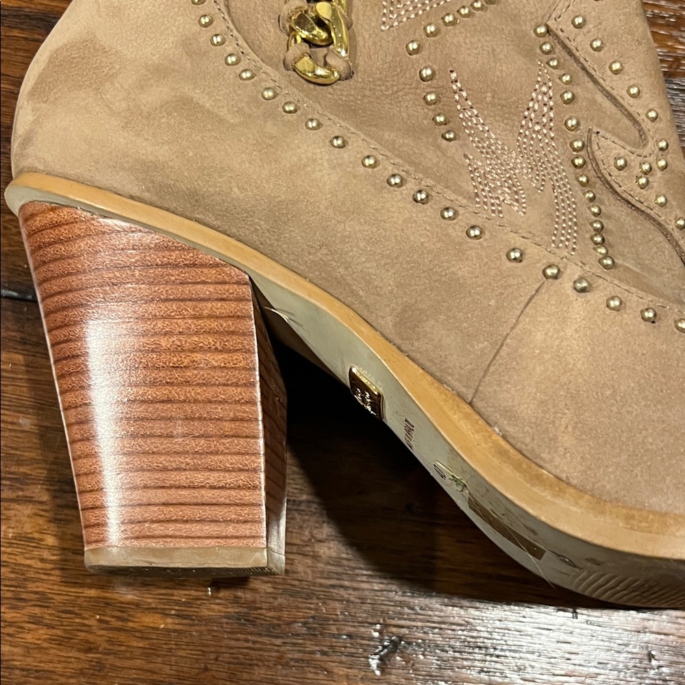 Tan Suede - leather  Embellished Women's Boots from Brazil size 9 - Picture 5 of 13